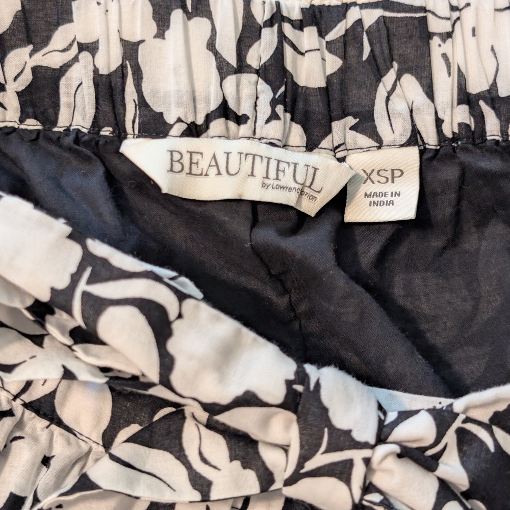 Beautiful Lawrence Zarian Black and White Floral Patterned Faux Wrap Maxi Skirt - Picture 5 of 11